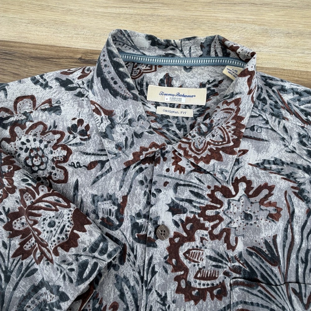 Tommy Bahama Silk Floral‎ Palm Hawaiian Tropical Button Up Camp Shirt Large Gray